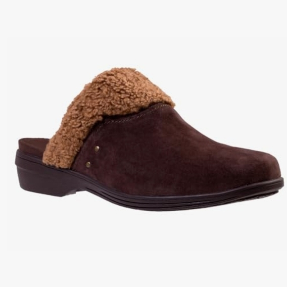 BNWT Revilalign Northridge Brown Suede Slippers Women’s 9.5 Faux Fur Cozy Clogs - Picture 1 of 16